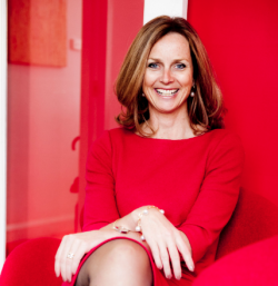 naomi-simson-red-balloon